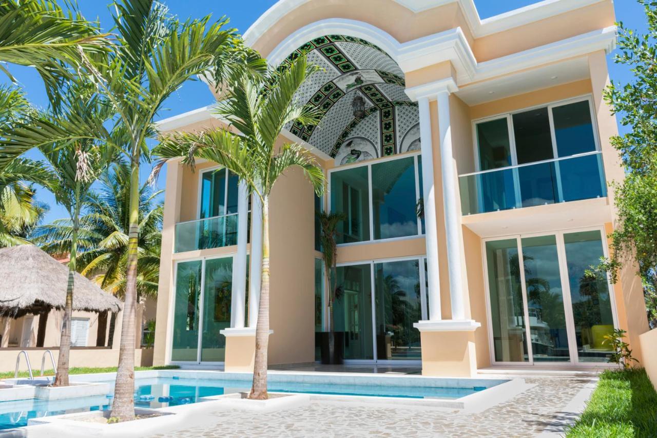 Hermosa Mansion En Puerto Aventuras Con Alberca Exterior photo